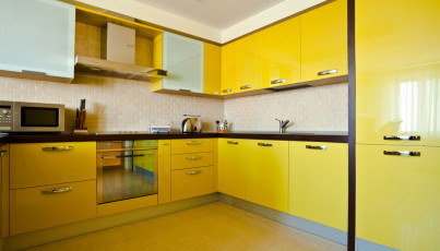 Желтые кухни